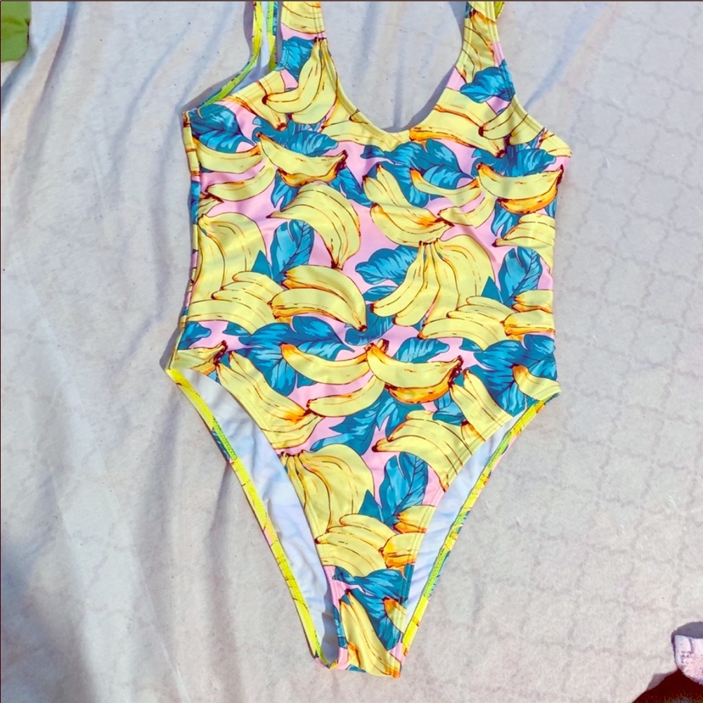 Banana one piece.